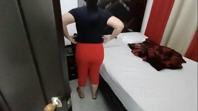 grabando a escondidas a mi suegra me encantaría follarla bien duro