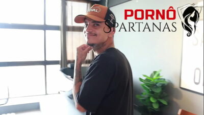Iara confunde o Marido na Banheira