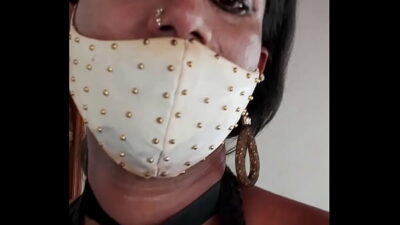 Indian crossdresser slut Lara D’Souza sexy in lycra saree