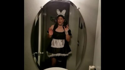 Remember Bathroom Mirror Selfies?