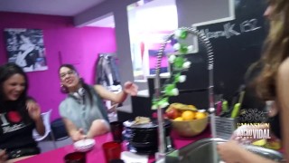 Resumen de la jornada en la mansión de Nacho Vidal