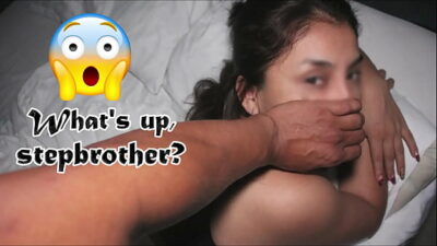 Shhh shhh Calladita!! Solo te voy a meter la cabecita…