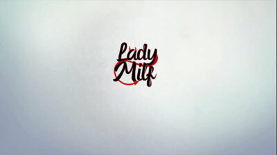 Tratando al cornudo como mi cenicero porque puedo (Subtítulos en español)