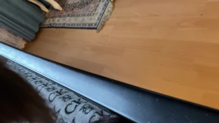 Тихо! Здесь обучает сексу мачеха!